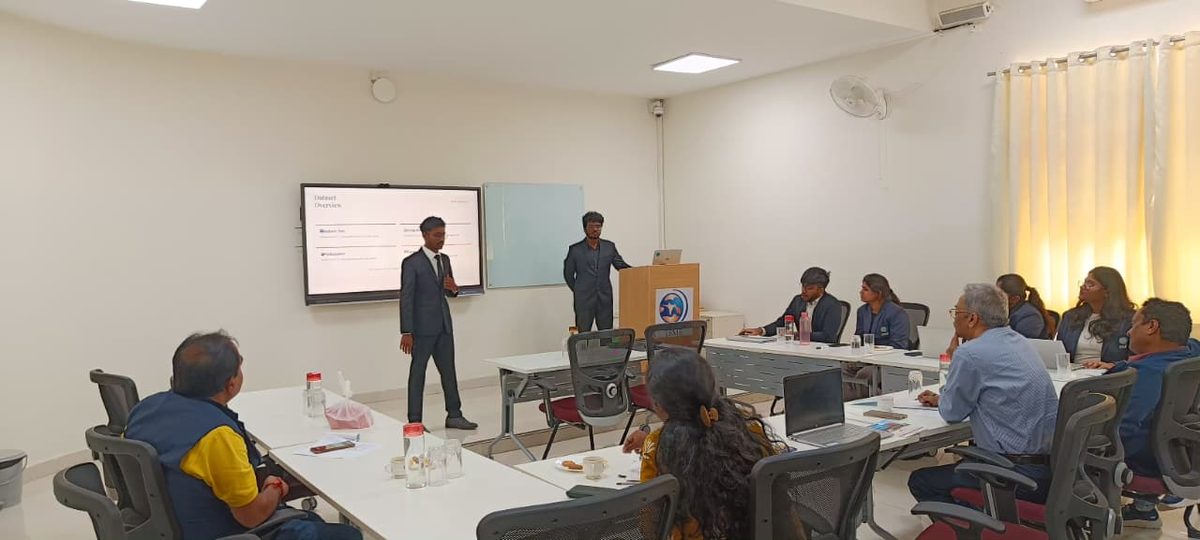 Presentation_going_on_2